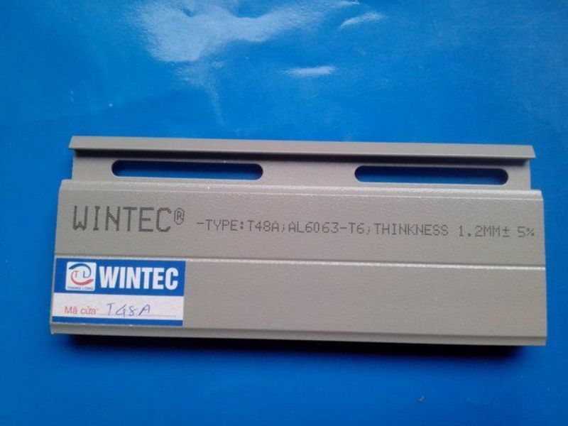Cửa cuốn khe thoáng Wintec T 48A-Đà Nẵng