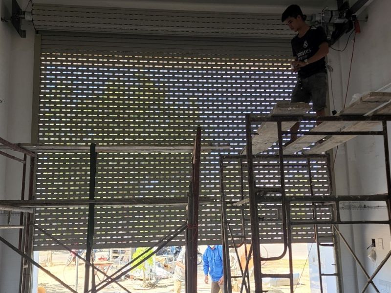 Thi công lắp đặt cửa cuốn tại phường Bàn‍ Thạch thành phố Đà Nẵng