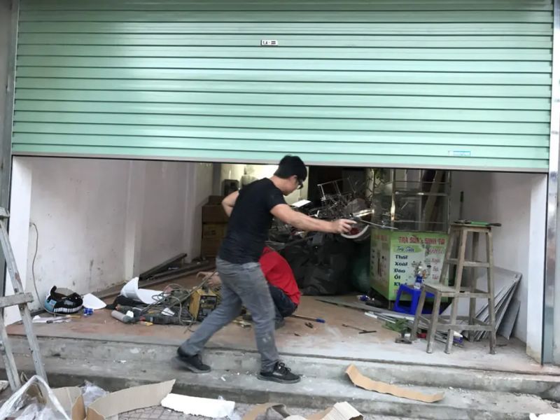 Thi công lắp đặt cửa cuốn tại phường Quảng‍ Phú thành phố Đà Nẵng